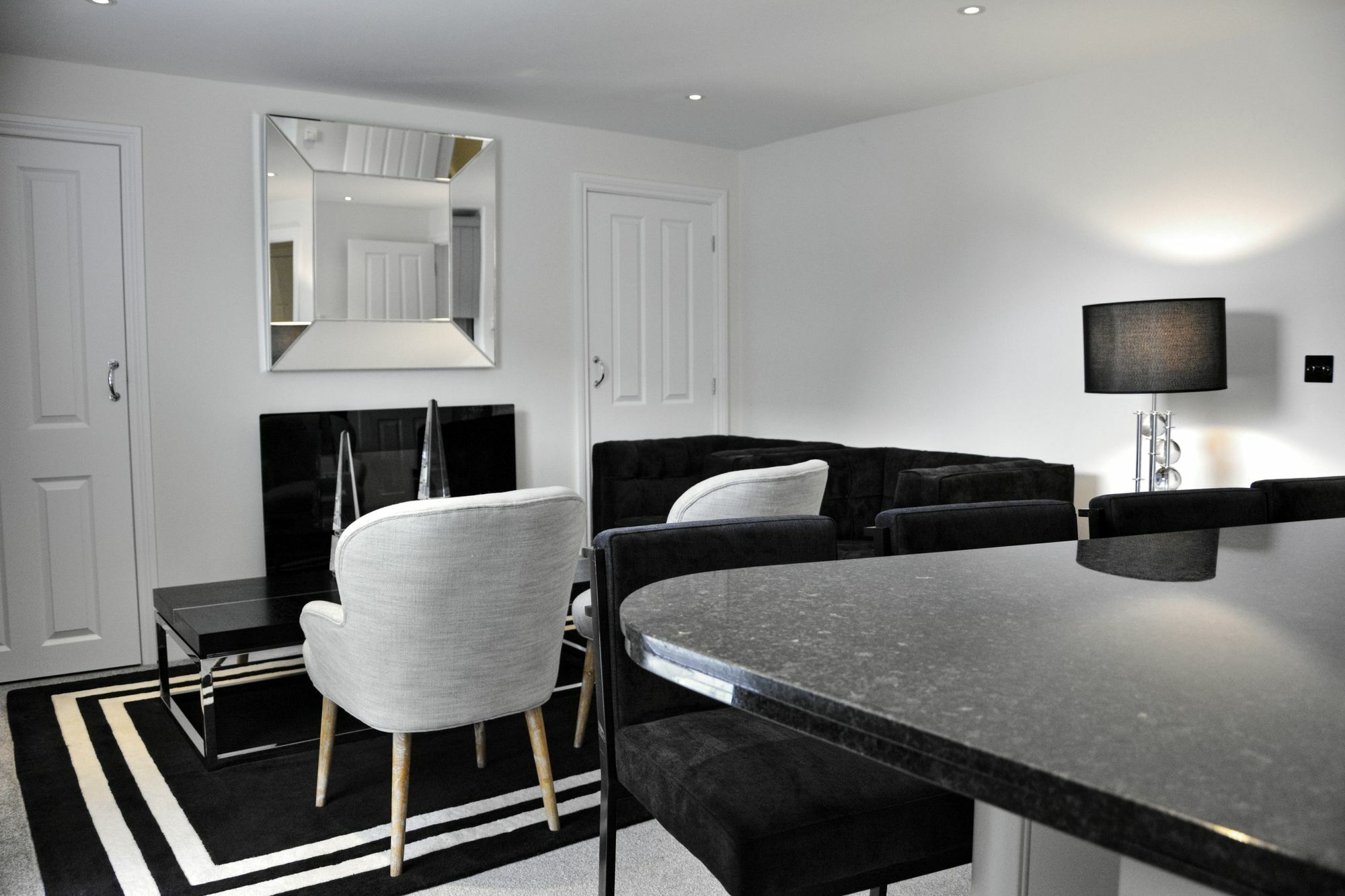 Pinnacle Residences - Cambridge Екстериор снимка